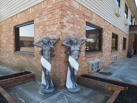 Outside statues not child friendly